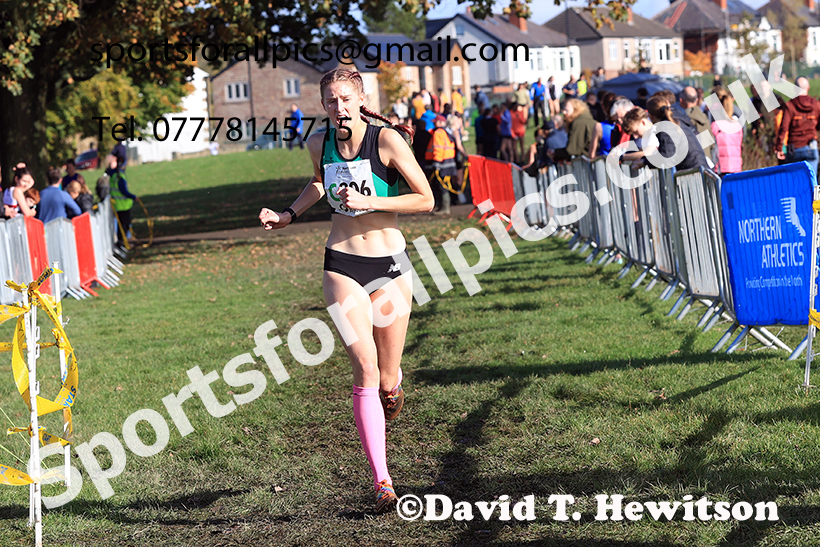 Senior women, 2024 Northern Cross Country Relays, Graves Park, Sheffield.   Photo: David T. Hewitson/Sports for All Pics